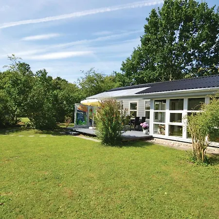 Birkely With Shower Сasa de vacaciones Nysted
